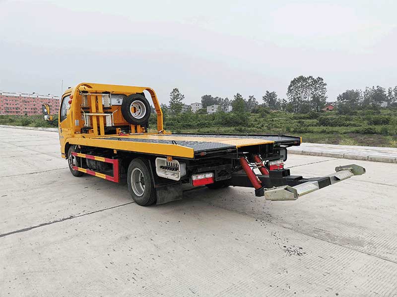 国6多利卡D6_5.2米一拖二高速救援清障车多少钱一辆 报价表