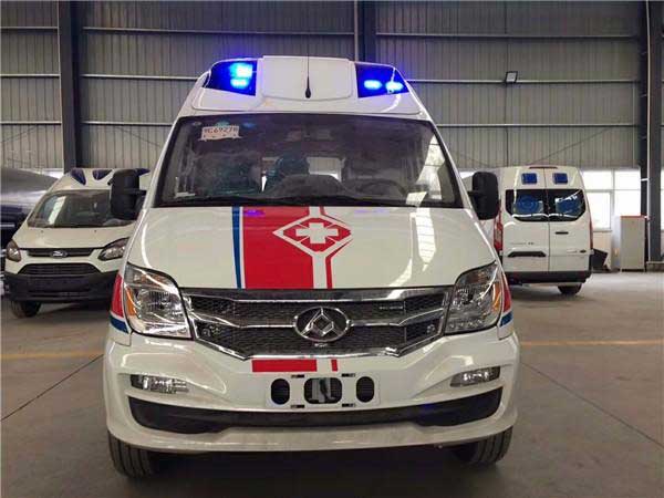 国6大通V80转运型救护车专业厂家、厂家直供
