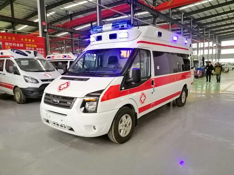 2022款国6短轴救护车_福特新时代全顺V348救护车推荐车辆配置齐全