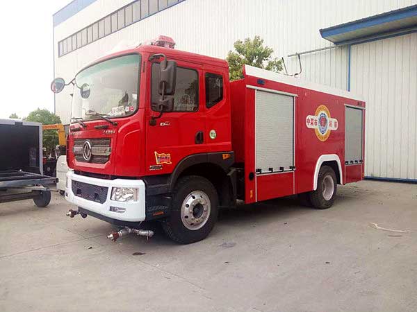 东风多利卡D9_8方水罐消防车价格、生产厂家、参数
