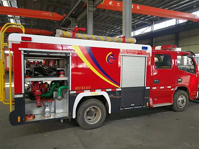 国六东风多利卡D6双排2.5方水罐消防车首选车型价格便宜