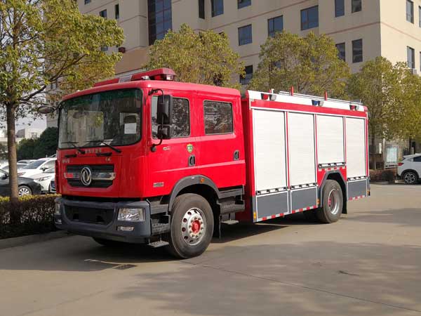 最新东风多利卡D9双排7吨泡沫消防车资质齐全、怎么选择、报价表