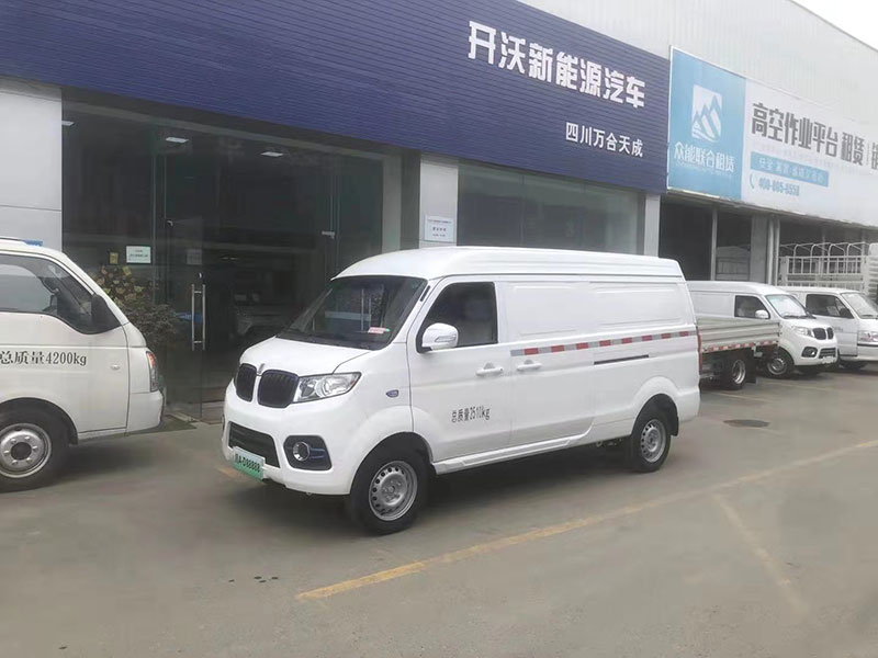 四川成都最新E5L純電動面包車貨車銷售地址