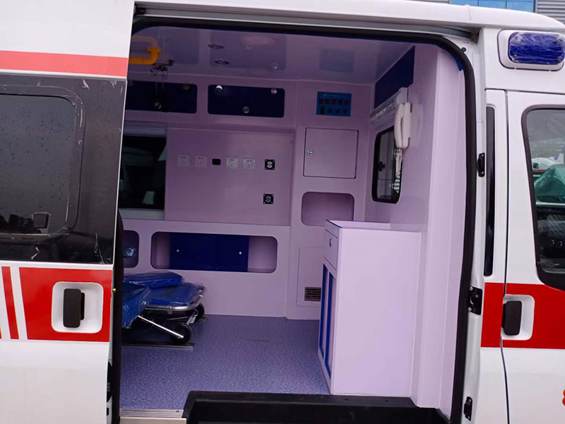 最新新时代全顺V348一体化模具负压救护车车型资料