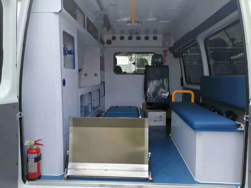  Jiangling teshun transport ambulance is available for sale. How much is a direct sale from the manufacturer