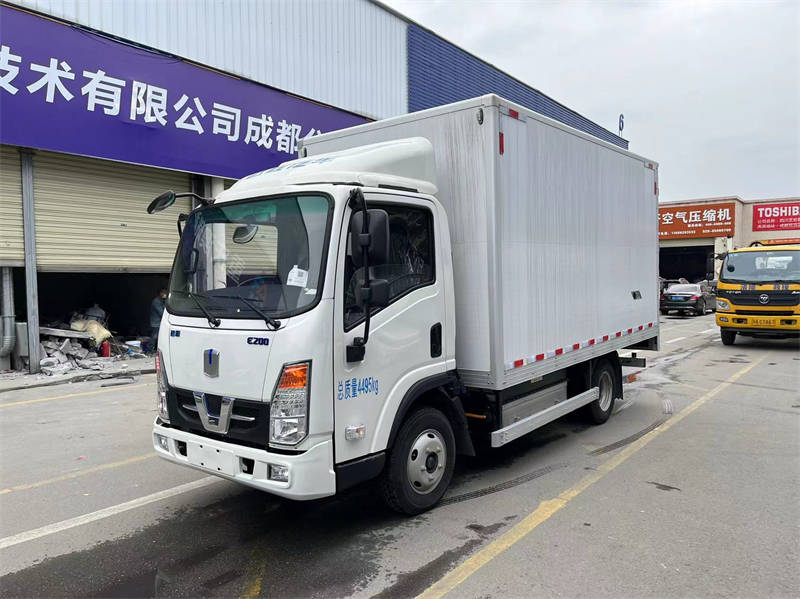 四川成都最新E200 4.2米新能源金杯车货车货车品牌-报价-销售中心