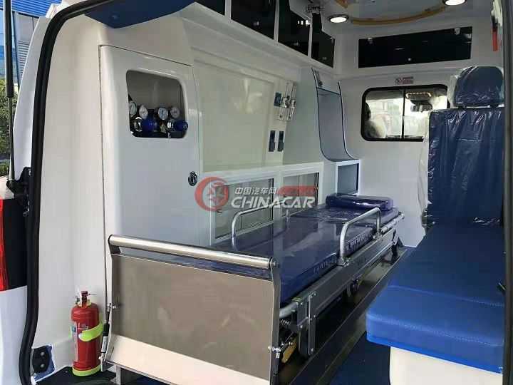 救护车图片_程力牌CL5030XJHF6型救护车图片_细节图片_第2张
