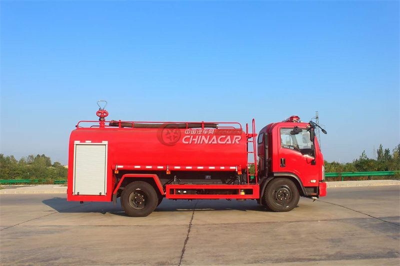 国六东风福瑞卡8吨消防洒水车实拍图片