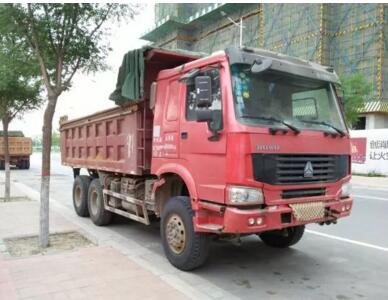 【郑州】中国重汽HOWO自卸车 价格12.00万 二手车