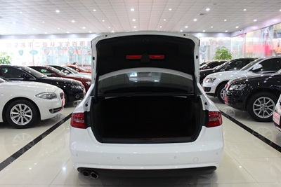 【无锡】奥迪A4L 2015款 35 TFSI 自动舒适型 价格22.80万 二手车