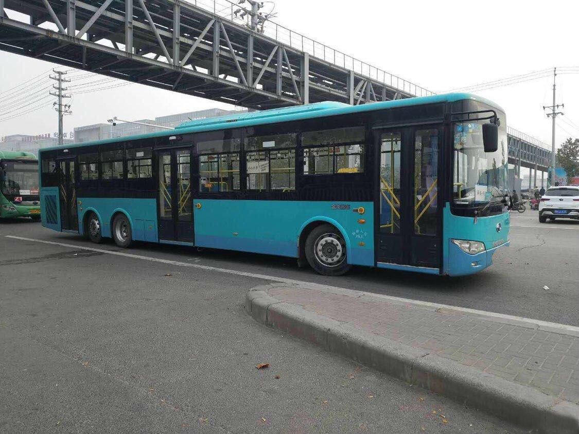【郑州】12年厦门金龙公交客车 价格5.30万 二手车