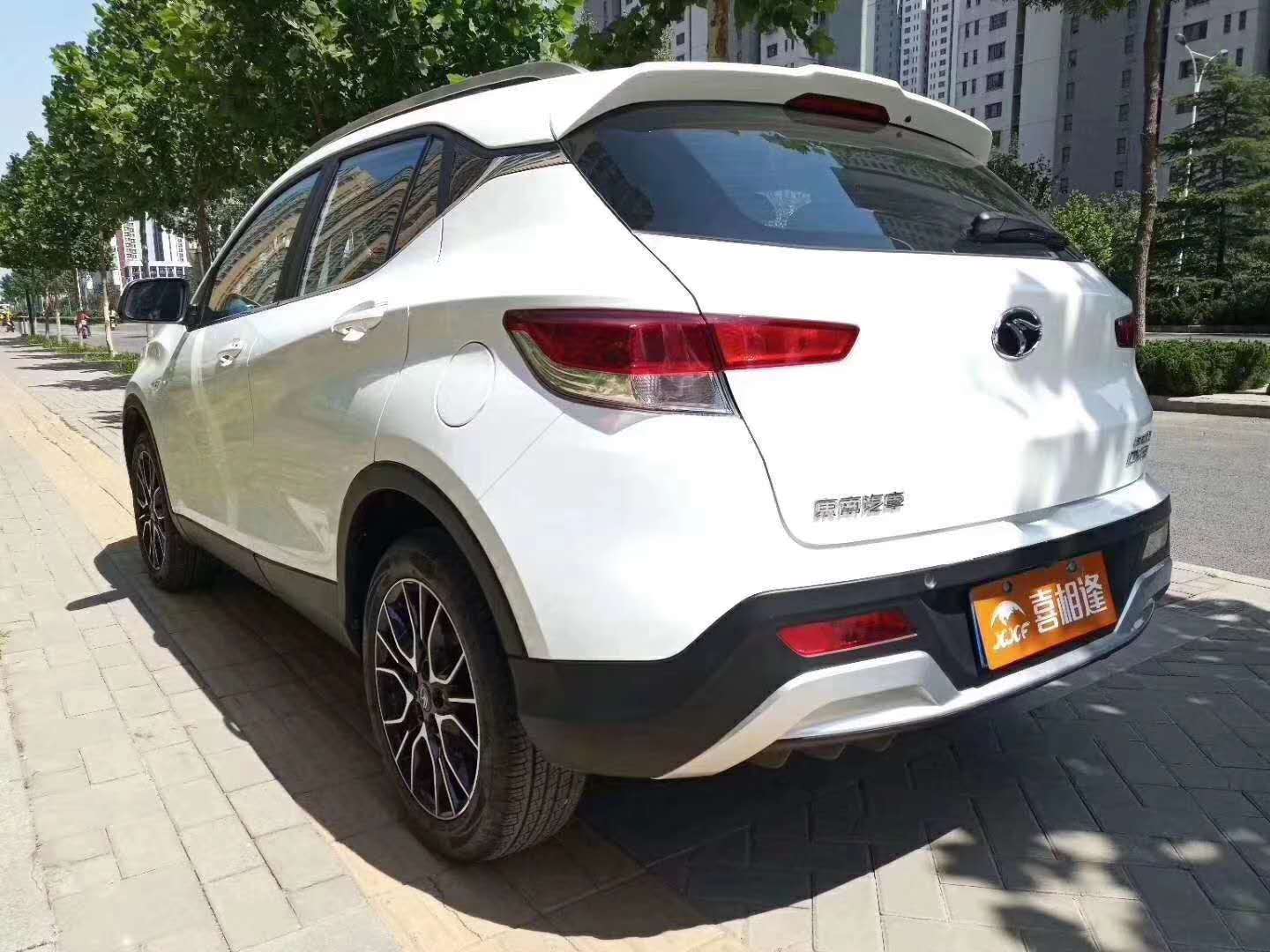 【南充】东南DX3  2018款  1.5T  CVT尊贵型、白 价格1.50万 二手车