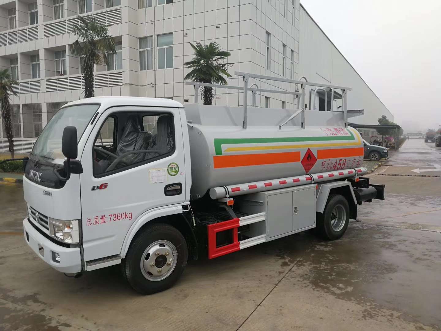 【随州】湖北厂家供应东风多利卡5吨油罐车 价格12.50万 二手车