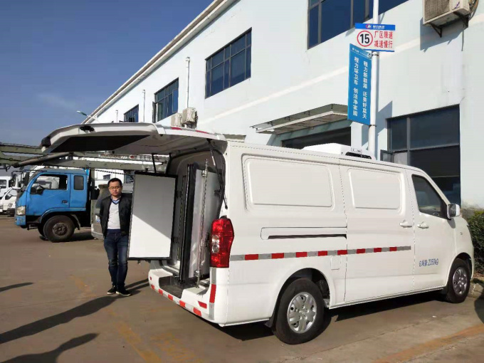 【随州】4立方长安睿行M80面包冷藏车超值钜惠，来撩 价格8.60万 二手车