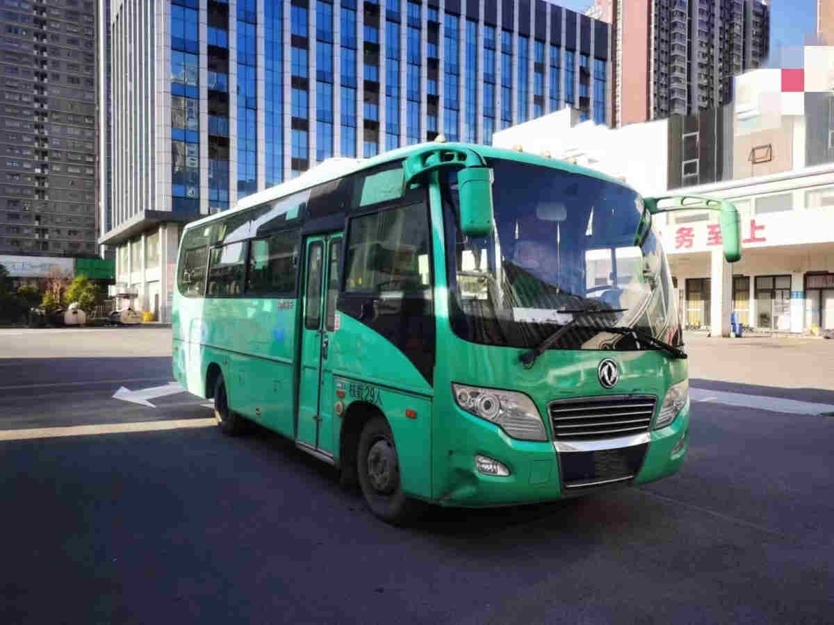 【深圳】2018年1月 6万开走国五29座东风6752型客车 价格7.30万 二手车