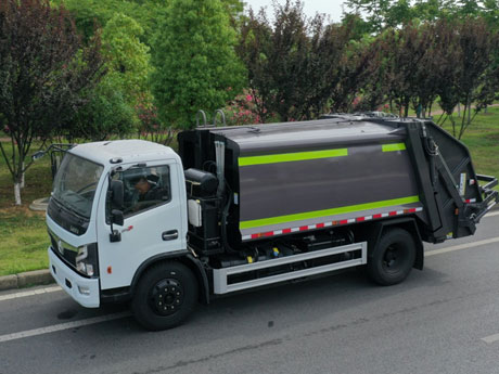 東風福瑞卡新能源油電混合9方壓縮式垃圾車