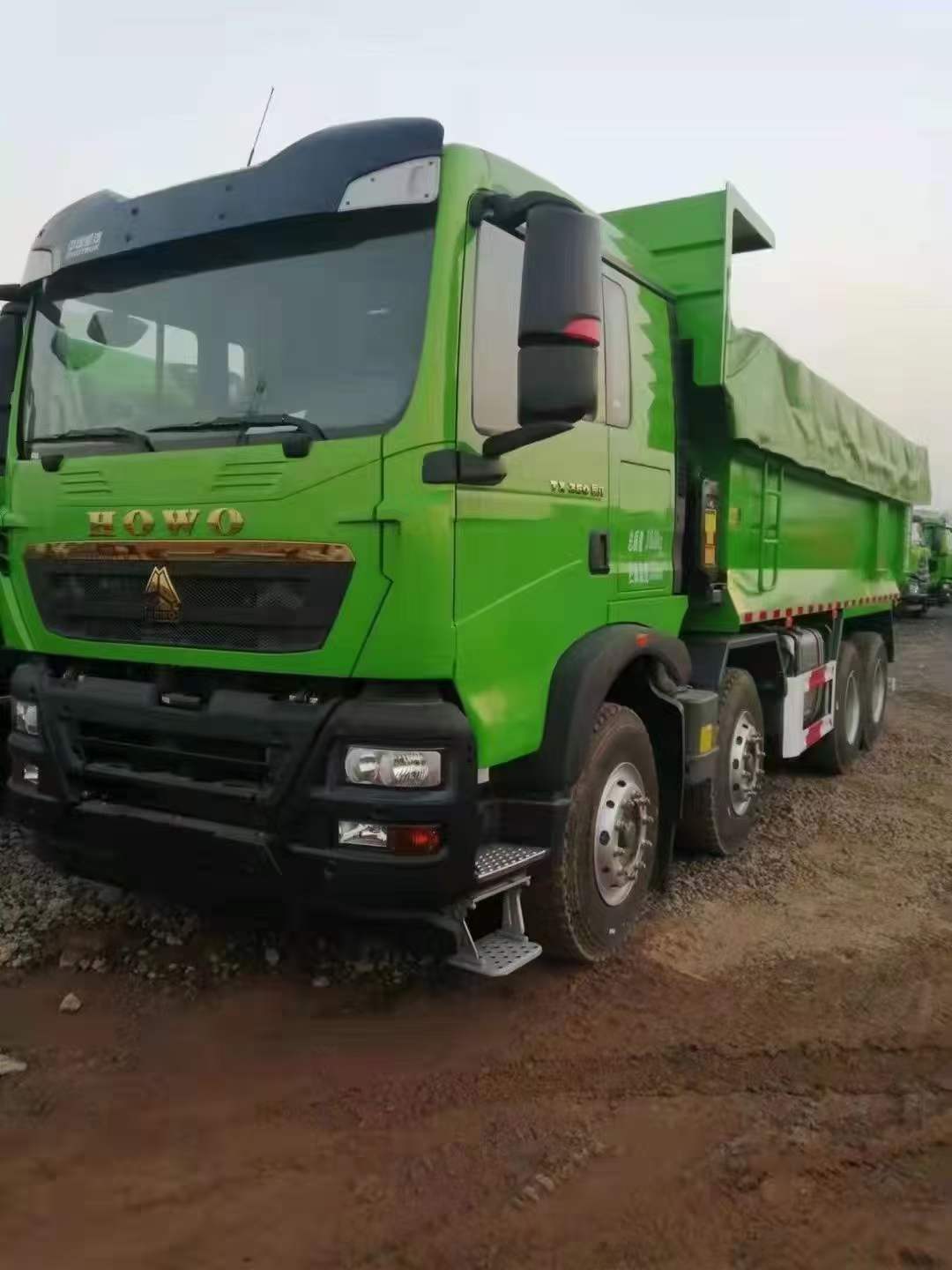 中國重汽TX6.2米渣土車，法規版不超重