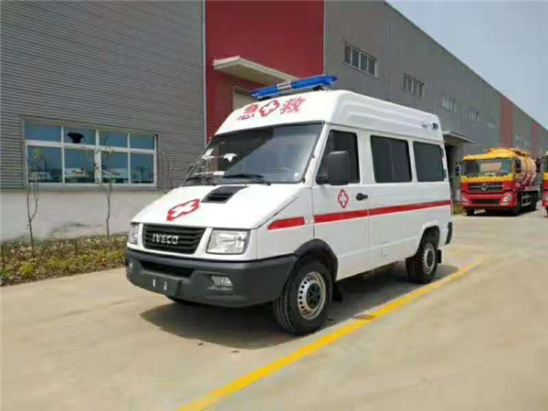 新款120急救車廠價直銷-依維柯歐勝方艙救護車批發價-礦山救援車配置