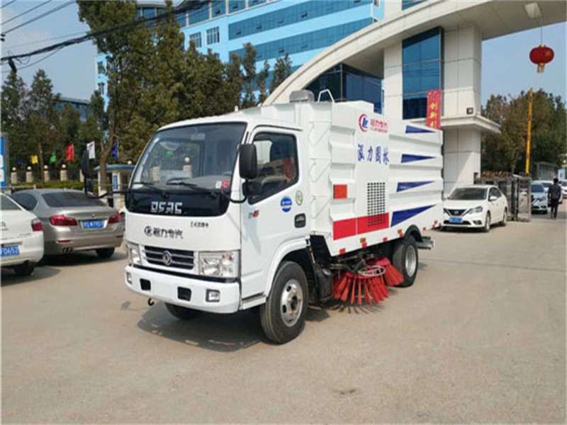 扫路车厂家-小型清扫车厂家-江苏盐城哪里可以买到物业小区用的小型扫地车？