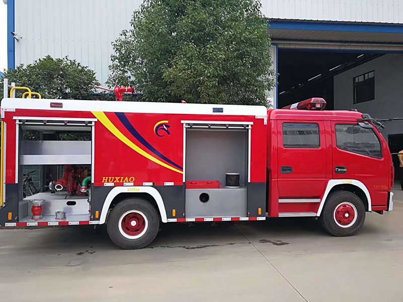 水罐消防車價格_東風多利卡D7雙排水罐消防車廠家報價