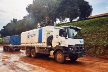 提供6x6載貨車用于培訓雷諾卡車與世界糧食計劃署續簽合作關系
