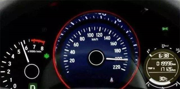 高速跑到120km/h 正常的转速是多少 3500转算是很高吗