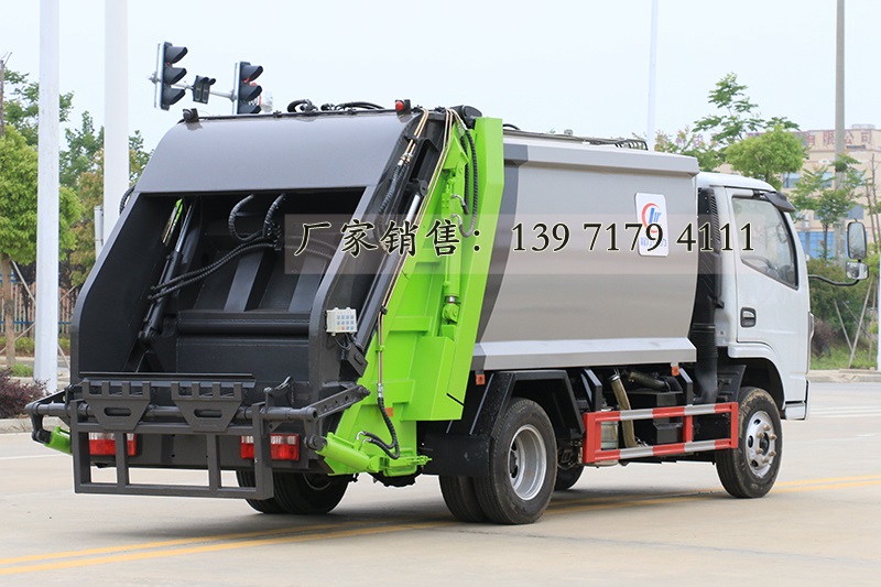 中联同款东风6方压缩垃圾车|6方4吨压缩垃圾车