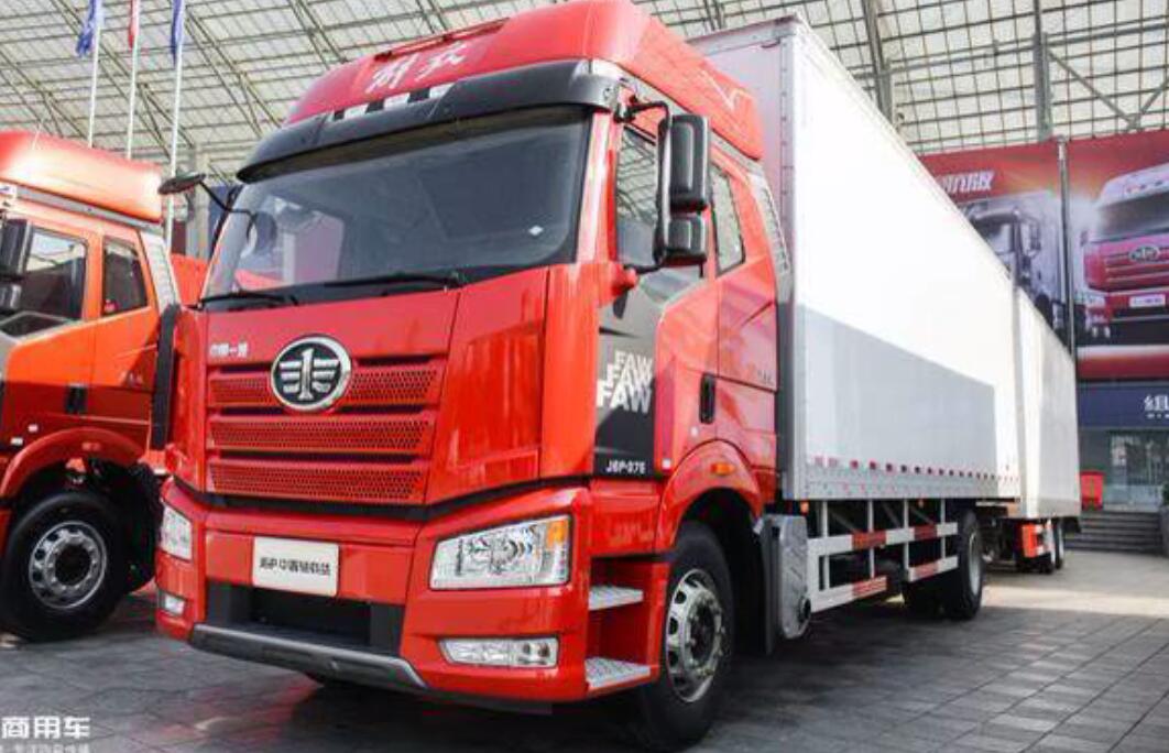 解放J6推出一款两节货箱卡车